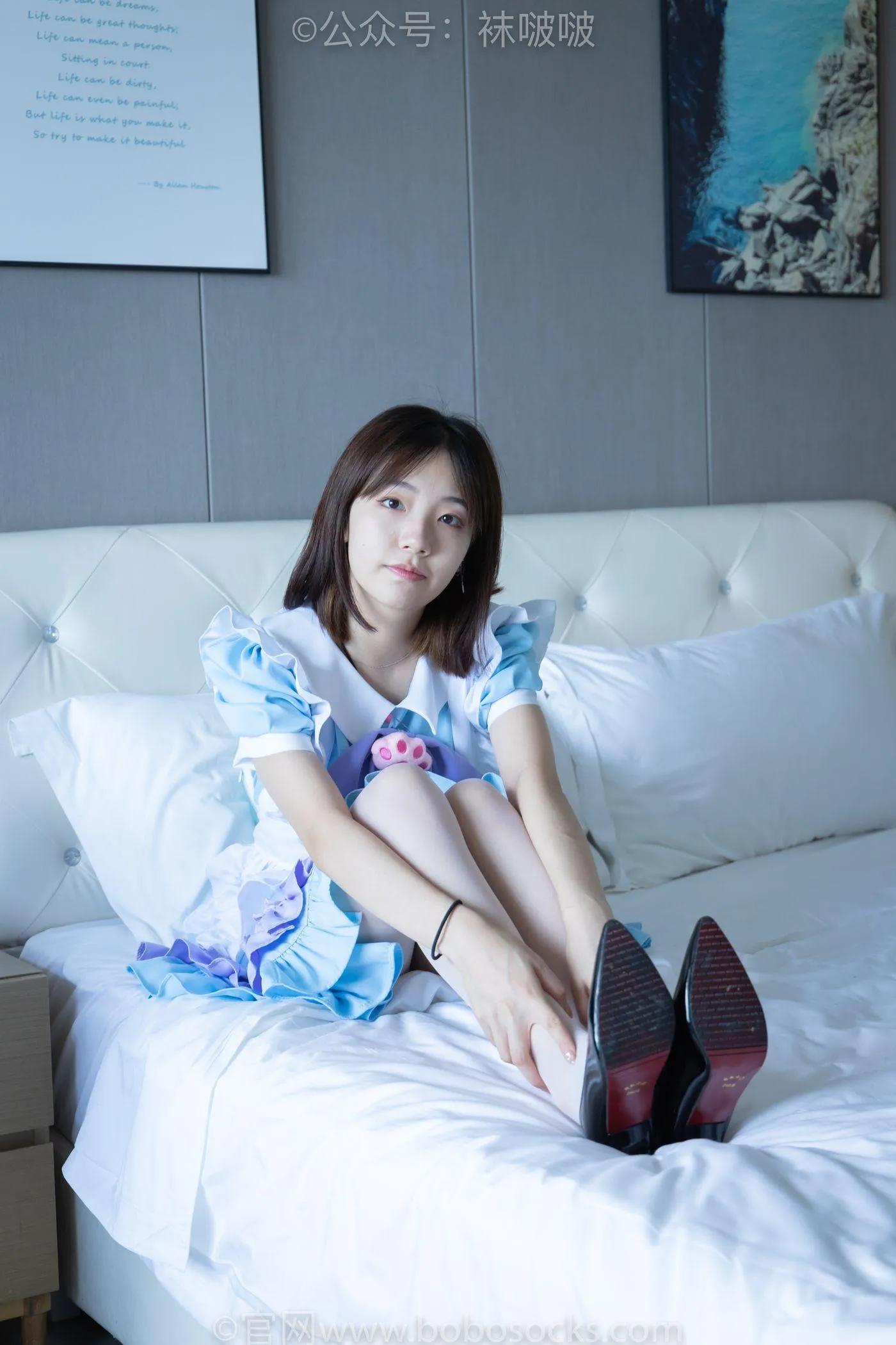 [BoBoSocks袜啵啵]NO.066 小甜豆-女仆装、高跟鞋、薄白丝 [134P]插图5
